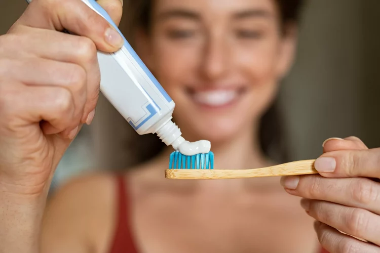 The Truth Behind Whitening Toothpaste: Do They Really Work?