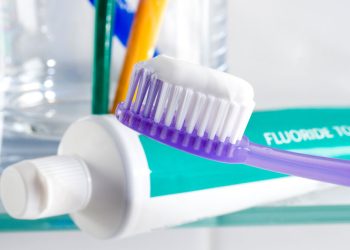 The Benefits of Using Fluoride Toothpaste: A Comprehensive Guide