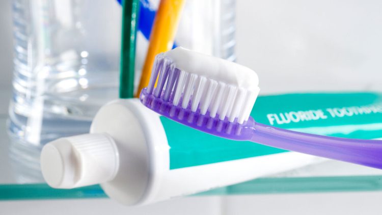 The Benefits of Using Fluoride Toothpaste: A Comprehensive Guide