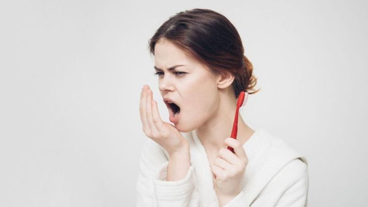 Causes and Treatment Methods for Oral Bad Breath: A Comprehensive Guide
