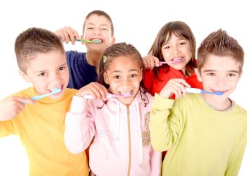 How to Encourage Your Child to Love Brushing Their Teeth: Creative Strategies for Smart Parents