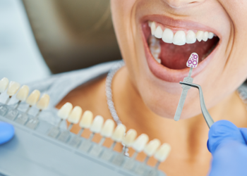 What Are the Latest Trends in Cosmetic Dentistry for 2025?