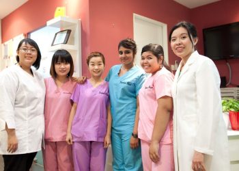 How Can Clear Aligners Improve Teeth Alignment Without Traditional Braces?