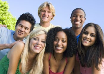 What Are the Secrets to Maintaining a Healthy Smile? How Can Simple Habits Help Extend the Lifespan of Your Teeth?