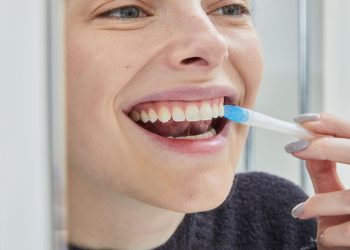 How Can Proper Brushing and Whitening Go Hand in Hand?