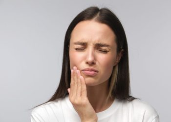 What Are the Early Warning Signs of Cavities and How Can You Stop Them?