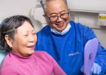 What Are the Causes of Tooth Sensitivity and How to Choose the Right Care Methods?