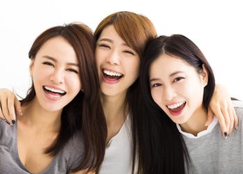 Can Teeth Whitening Last Long-Term? Does It Cause Damage to Your Teeth?