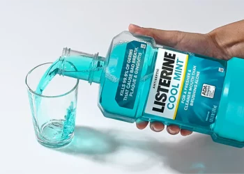 “Mouthwash: A Must-Have or Overrated? Find Out What Really Works for Your Oral Health”