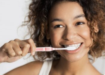 Are You Brushing Your Teeth Correctly? The 5 Common Mistakes You Need to Avoid!