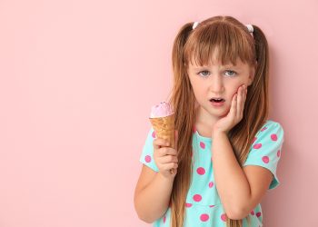 What Could Gum Bleeding or Swelling Indicate? How to Prevent Gum Issues?