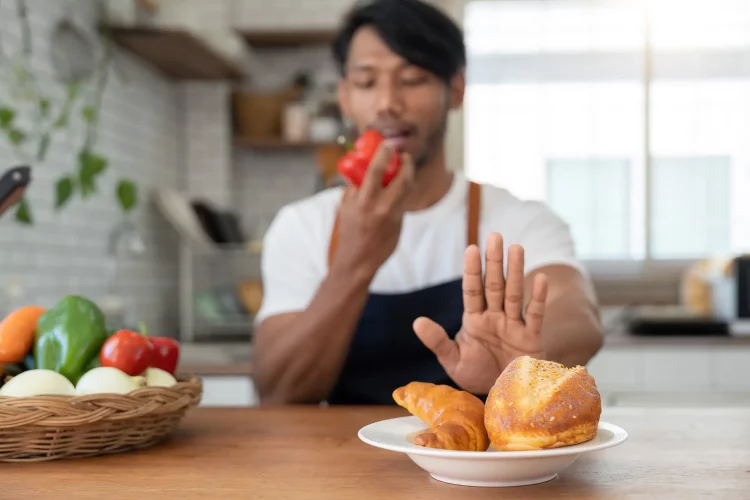 The Dangers of Sugary and Acidic Foods on Teeth: How to Minimize Their Impact