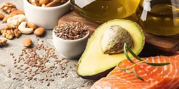 How to Improve Your Oral Health Through Diet: Preventing Tooth Sensitivity and Cavities