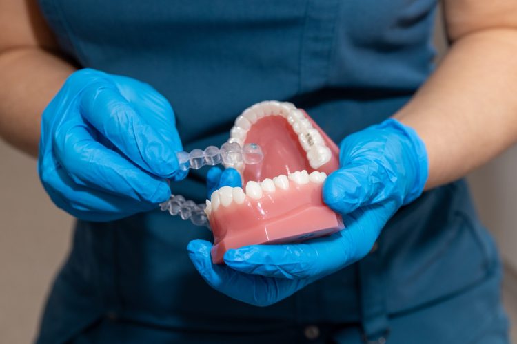 Dental Care for Smokers: Minimizing Long-Term Damage