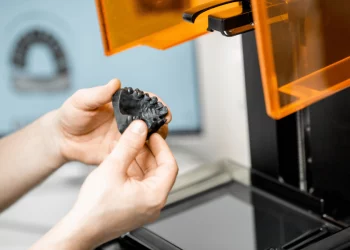 How 3D Printing Is Revolutionizing Crowns and Bridges